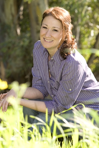 Kathy Gruver headshot color resized 600